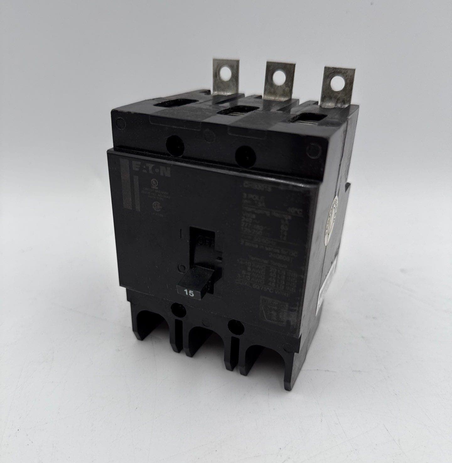 Eaton GHB3015 Circuit Breaker — image 1 of 8