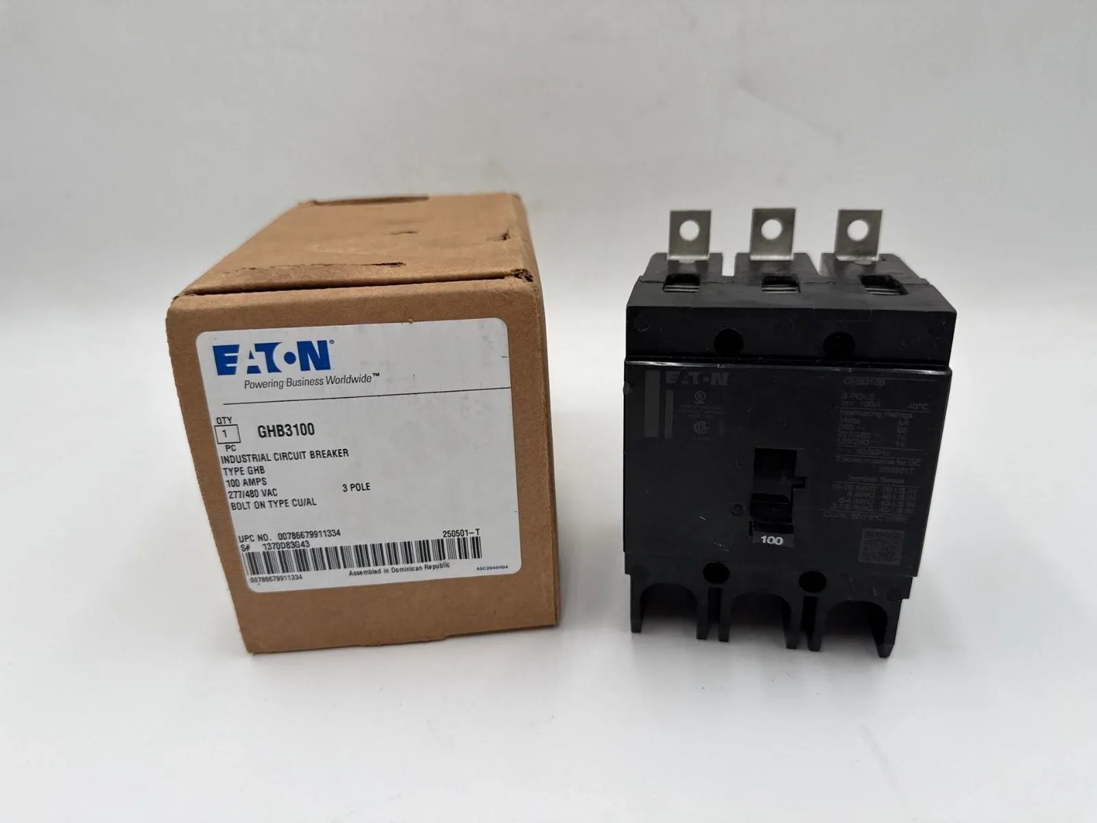 Eaton GHB-3100 Circuit Breaker — image 1 of 10