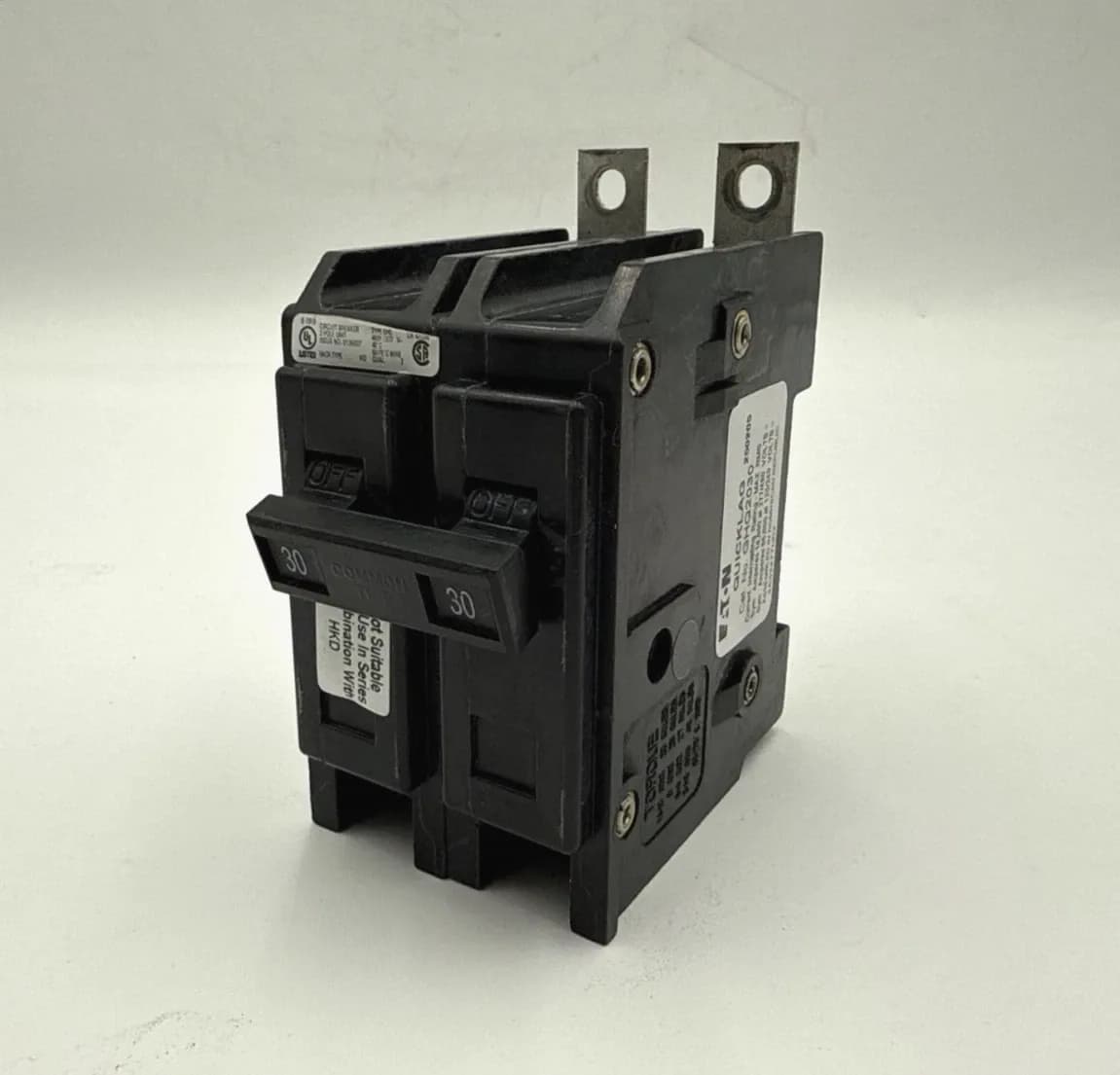 Eaton GHQ2030 Circuit Breaker — image 1 of 9
