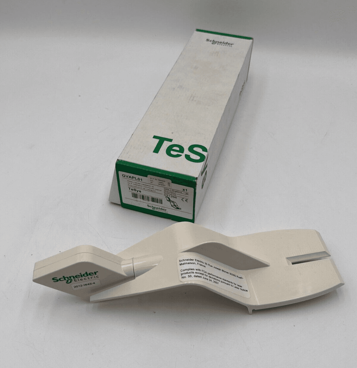 Schneider Electric GVAPL01 Accessory — image 1 of 9
