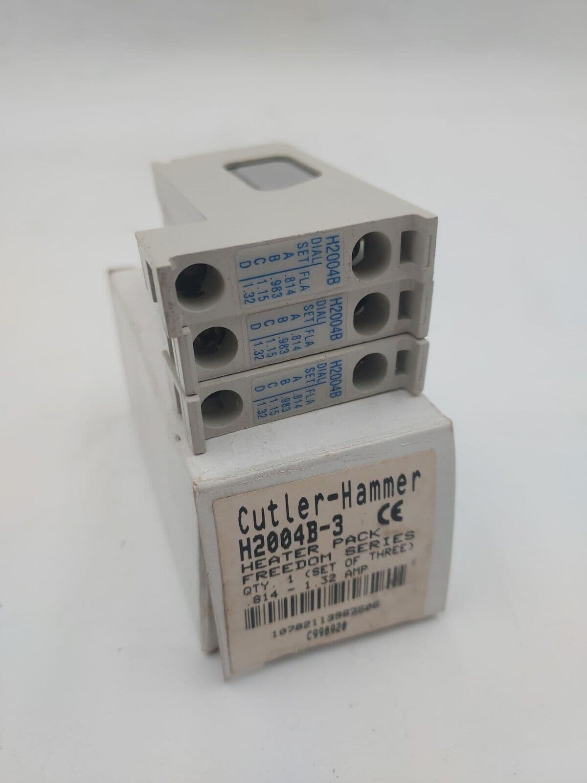 Cutler-Hammer H2004B-3 Circuit Breaker — image 1 of 3