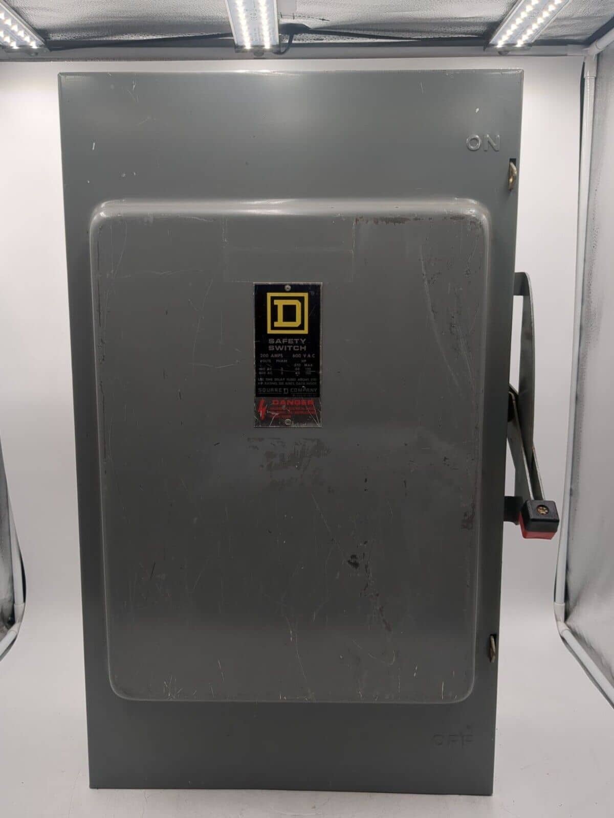 Square D H364N Disconnect — image 1 of 10