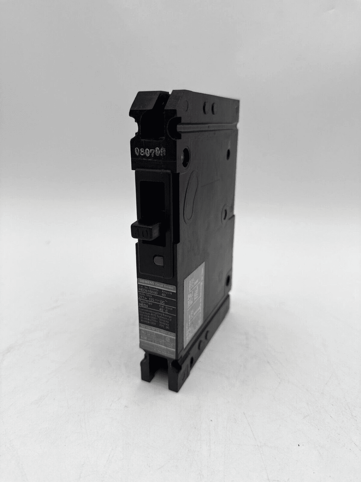 Siemens HED41B040 Circuit Breaker — image 1 of 6