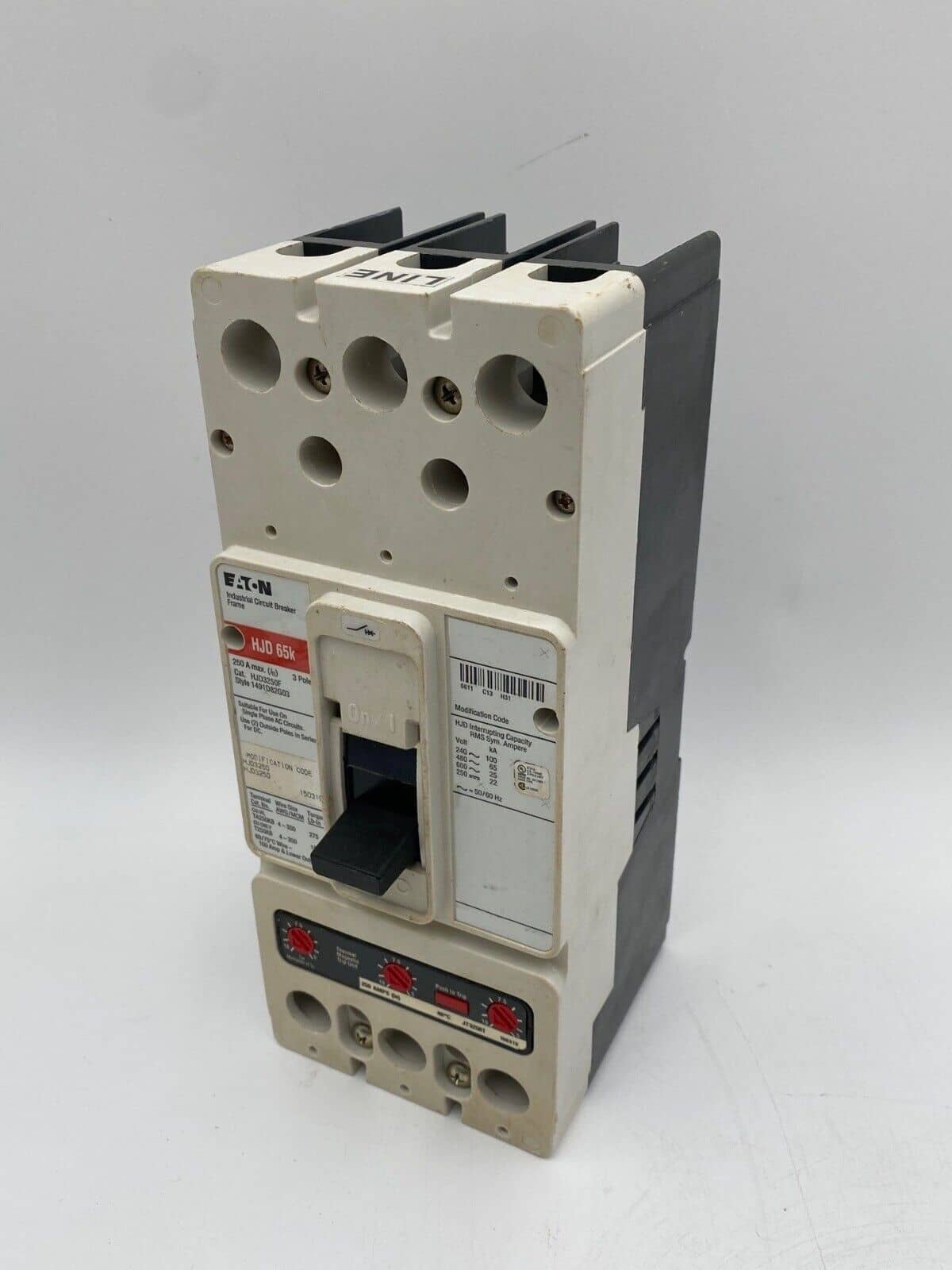 Eaton HJD3250 Circuit Breaker — image 1 of 12