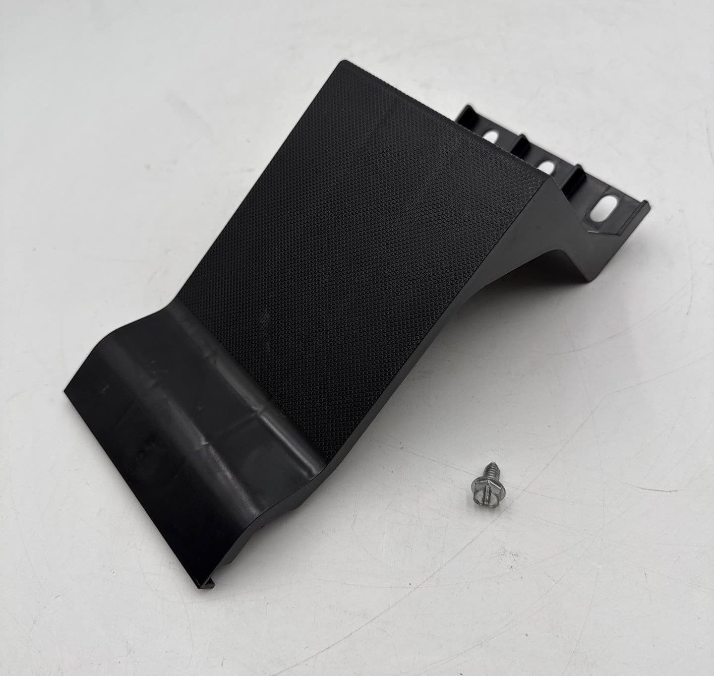 Square D HNM-4BL I-Line Panelboard 4.5" Filler Blank 3P Panel Plate HNM4BL – image 1