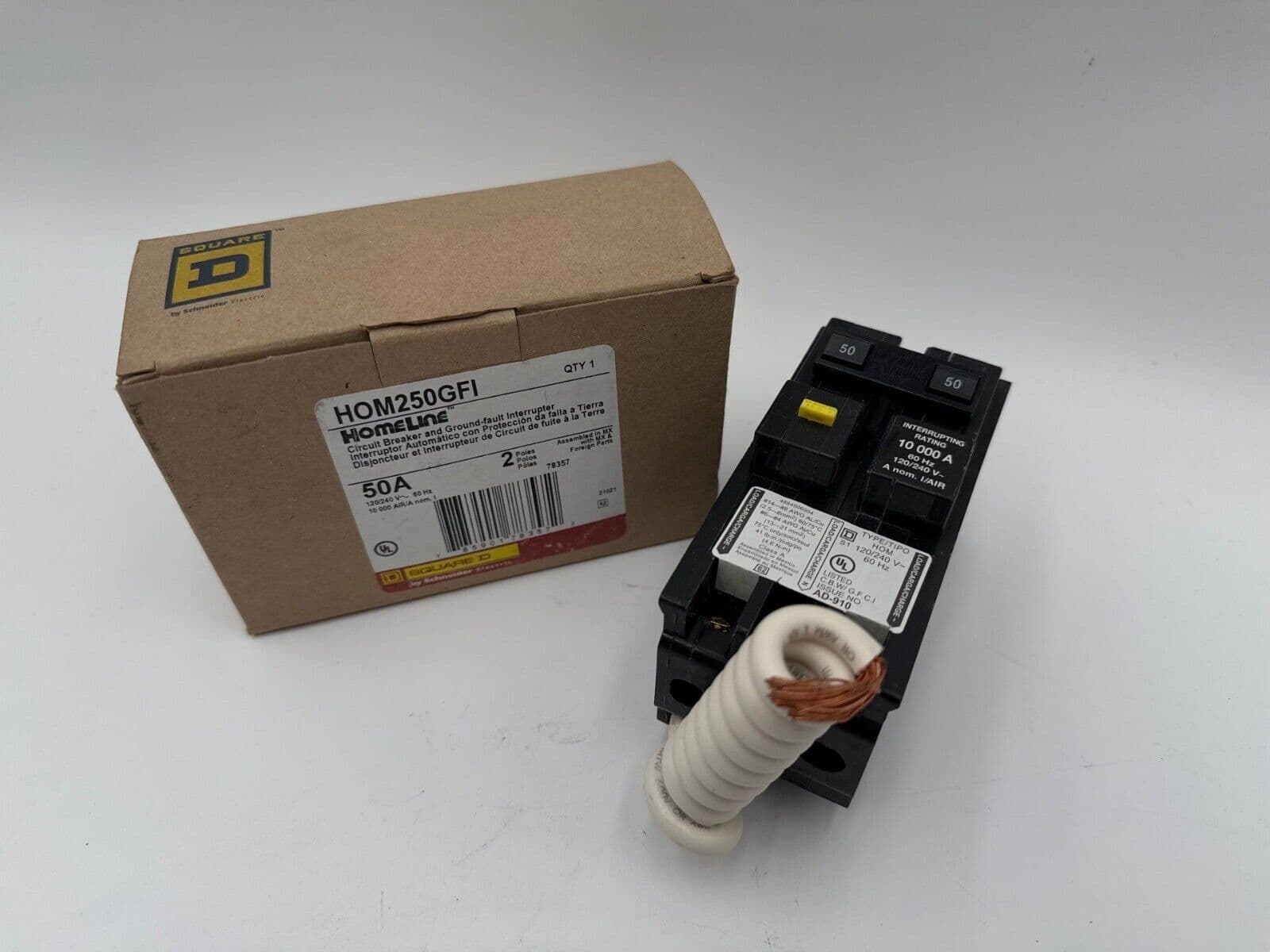 Square D HOM250GFI Circuit Breaker — image 1 of 8