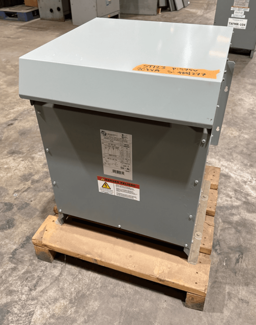 Hammond DM020NK Dry Type Transformers — image 1 of 8