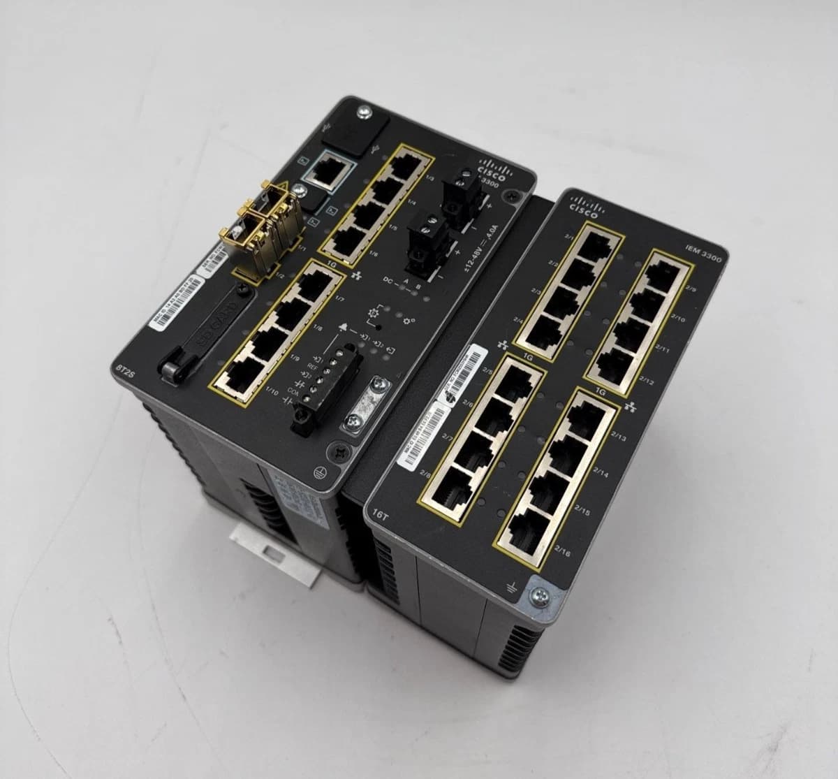 Cisco IE-3300-8T2S-E Accessory — image 1 of 10