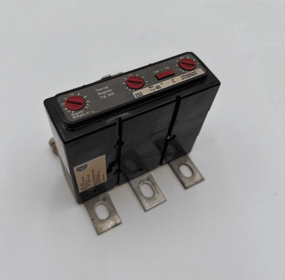 Cutler-Hammer JT3250T Circuit Breaker — image 1 of 5
