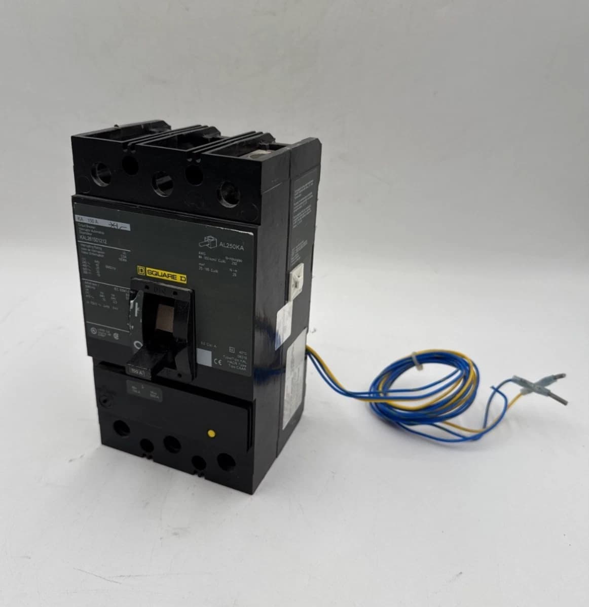 Square D KAL261501212 Circuit Breaker — image 1 of 11
