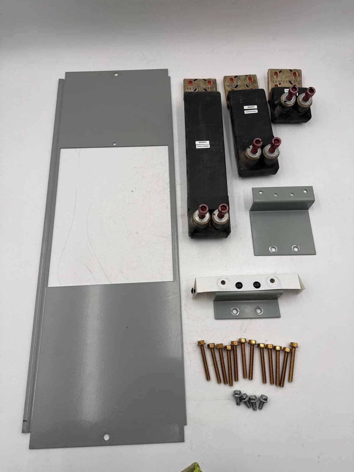 Eaton KPRL4ND Accessory — image 1 of 8