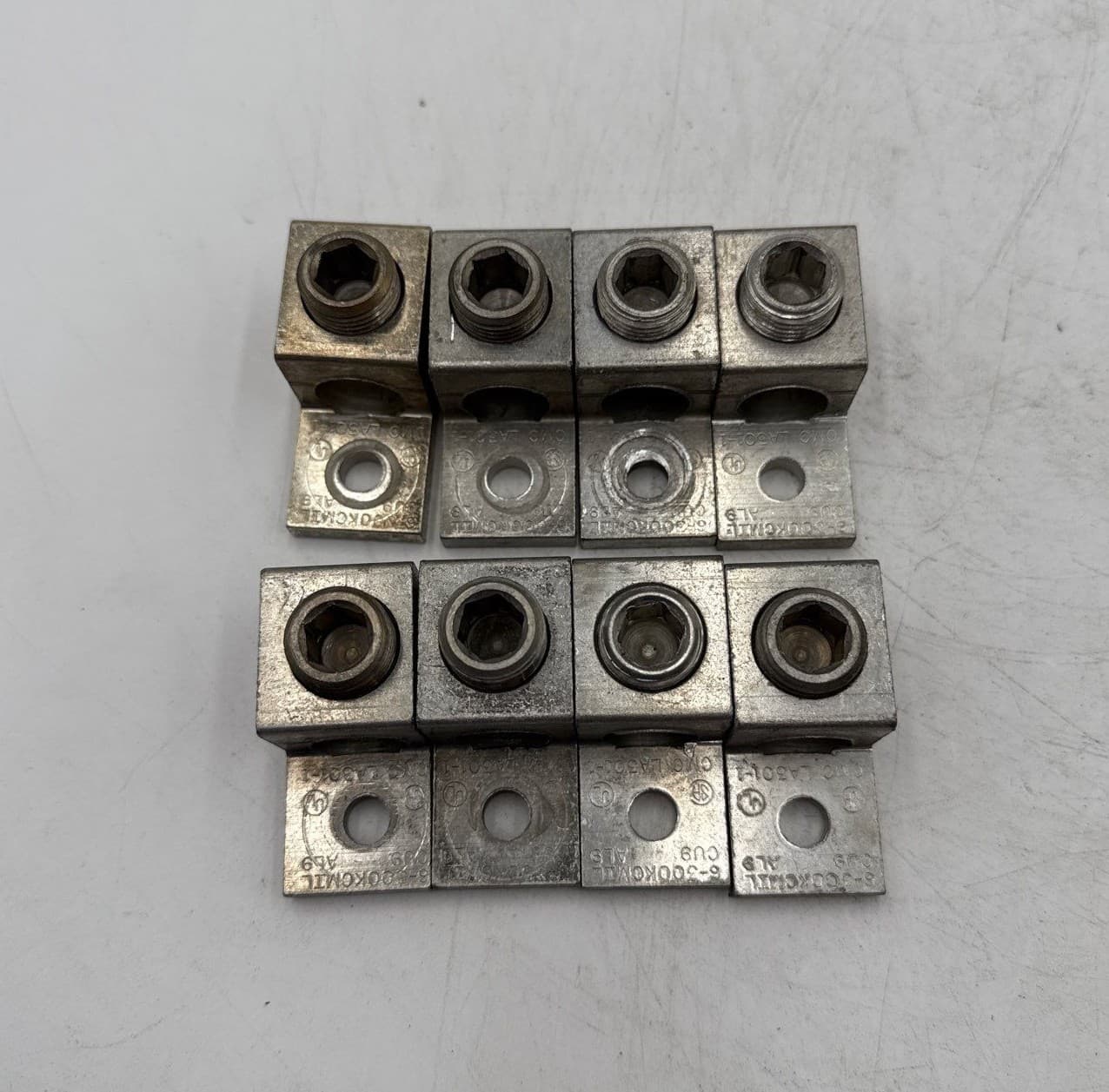 8PC CMC LA301-1 Aluminum Mechanical Lug 6-300 kcmil 1-Hole CU9-AL9