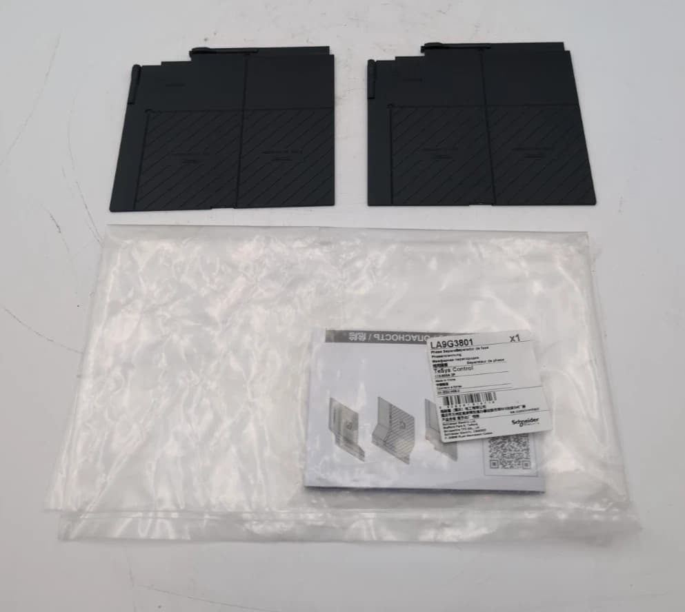Schneider Electric LA9G3801 Phase Separator Barrier for TeSys Giga Contactors – image 1