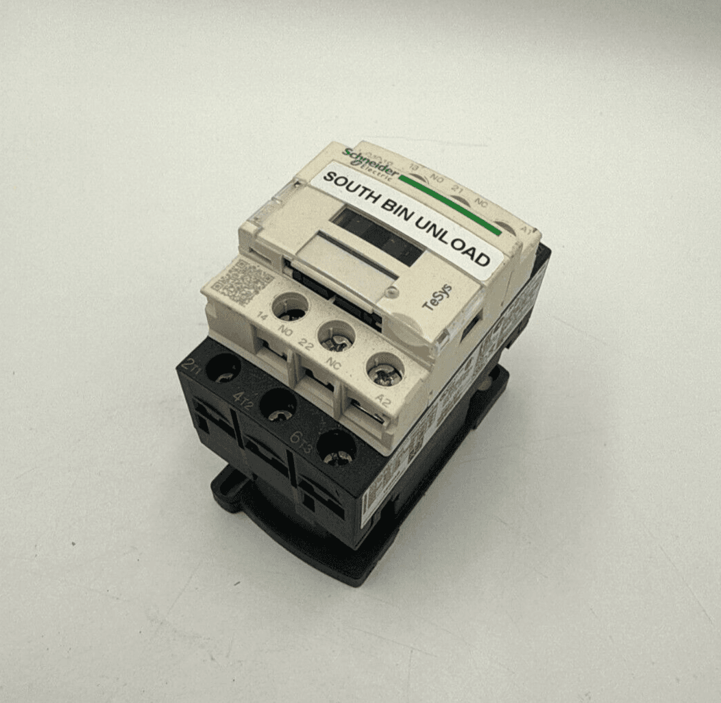Schneider Electric LC1D18G7 Contactor — image 1 of 8