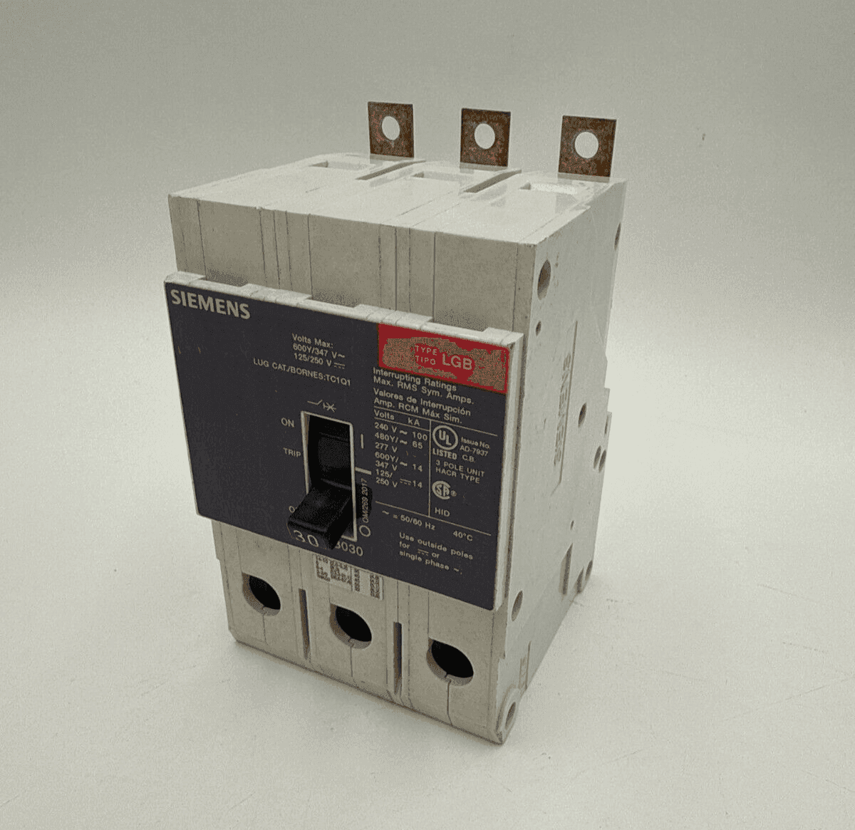Siemens LGB3B030 Circuit Breaker — image 1 of 7