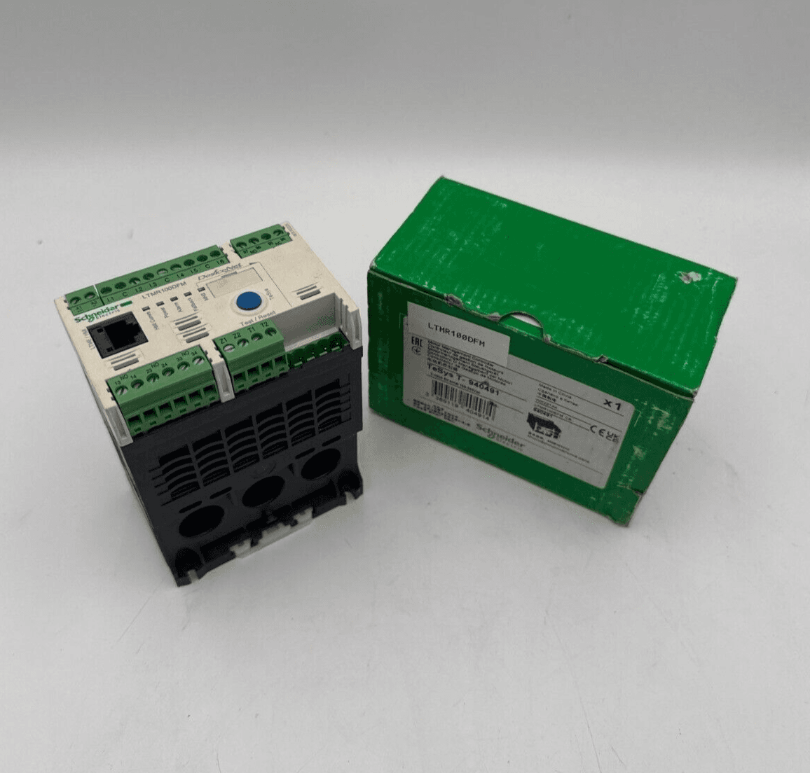Schneider Electric LTMR100DFM Motor Control — image 1 of 9