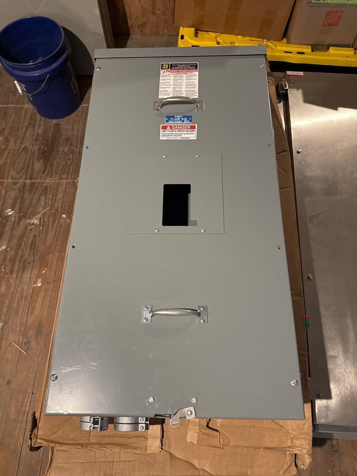 Square D M800S Enclosure — image 1 of 7
