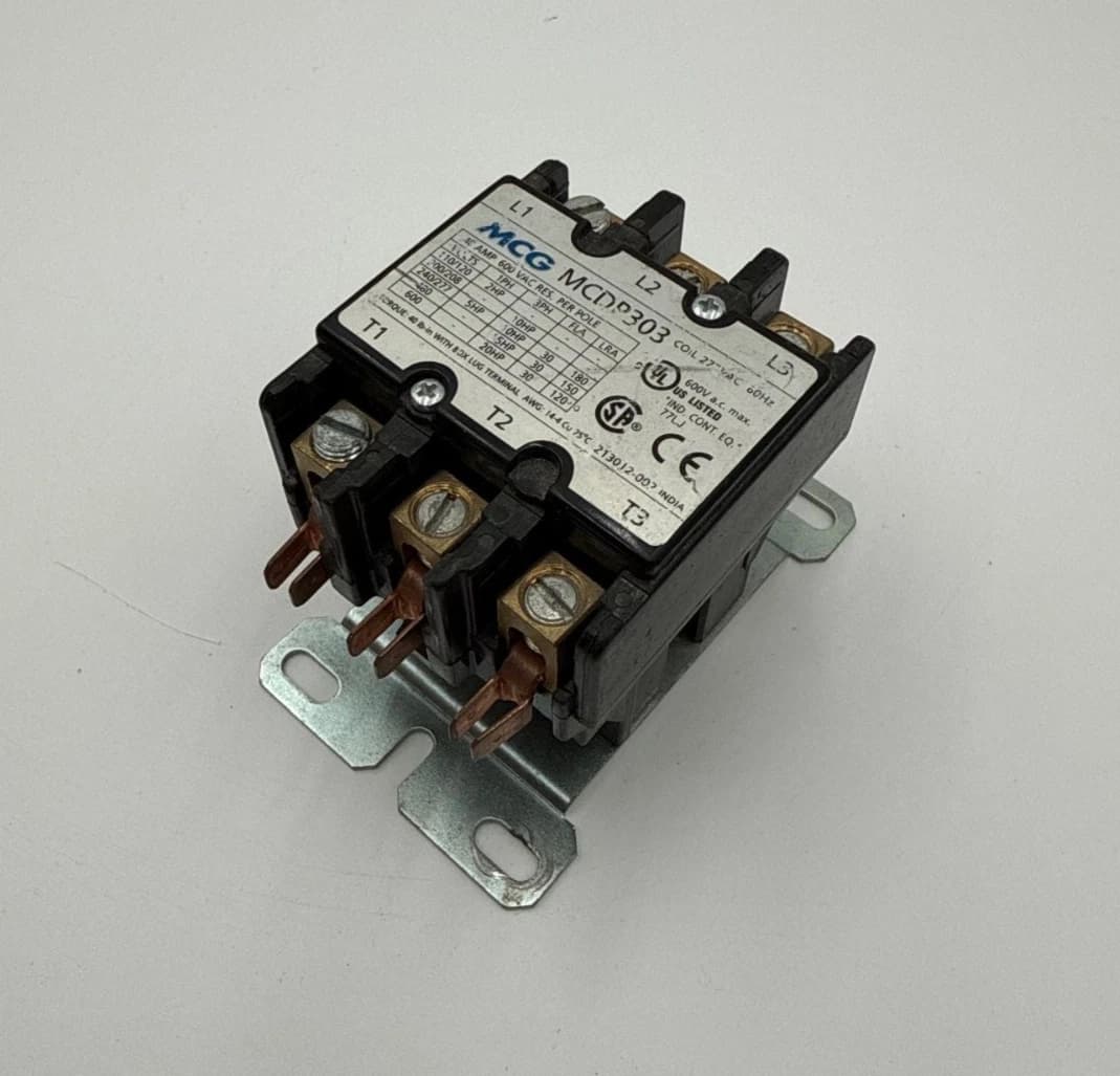 MCG MCDP303 Definite Purpose Contactor 40A 3P 600V 3PH 20HP Coil 277V 40 Amp – image 1