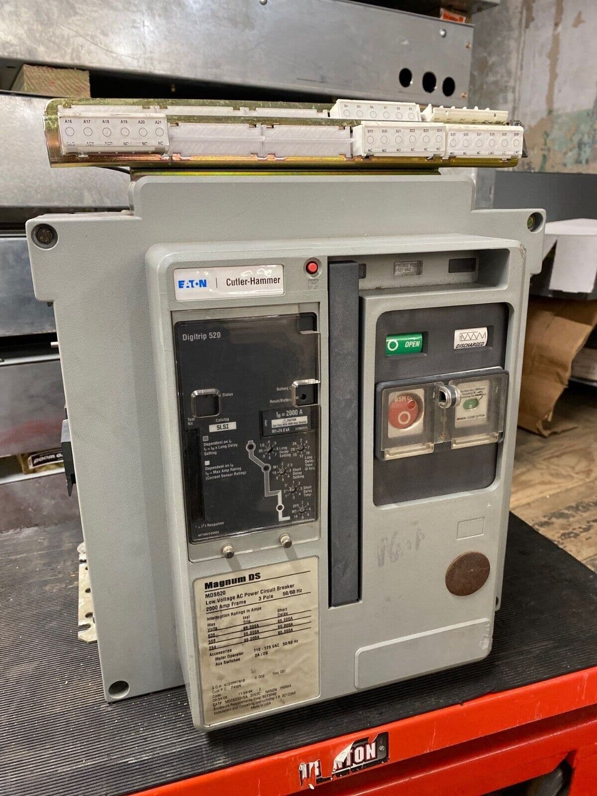 Eaton MDS6203VEA Insulated Case Breaker — image 1 of 12