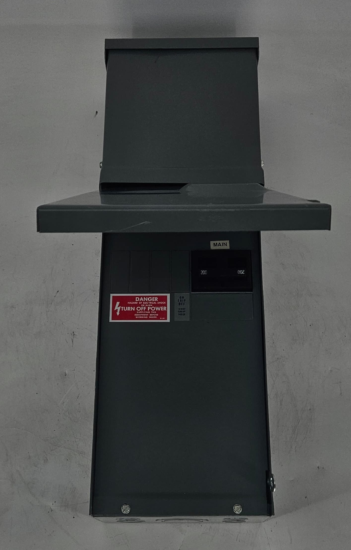 Milbank MPAP-200-MB 200 Amp Meter Socket Power Pedestal Main Breaker UG – image 1