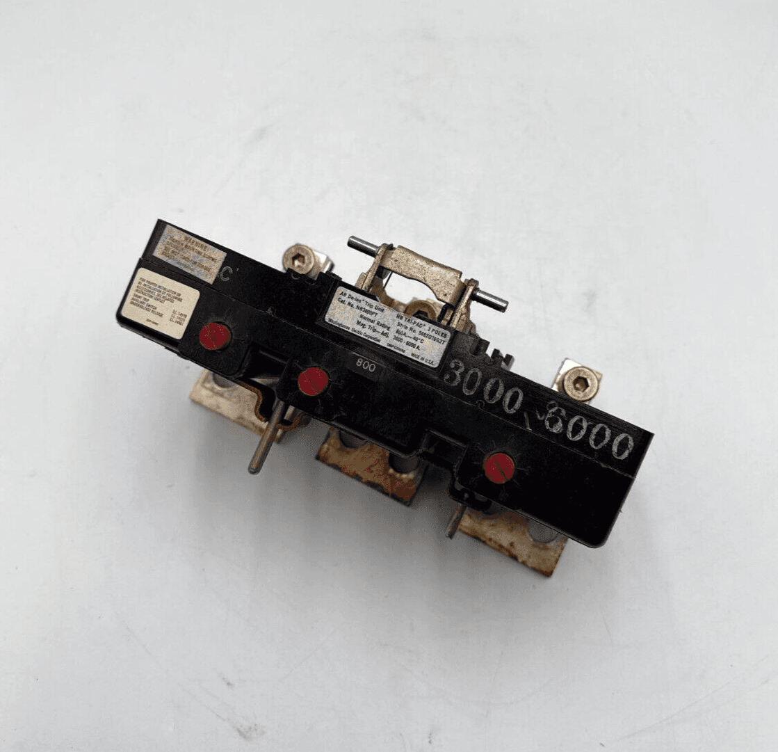 Westinghouse NB3800PT Circuit Breaker — image 1 of 5