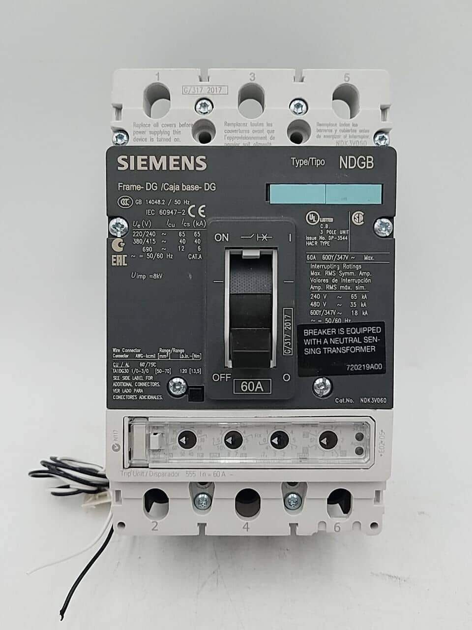 Siemens NDK3V060 Circuit Breaker — image 1 of 7