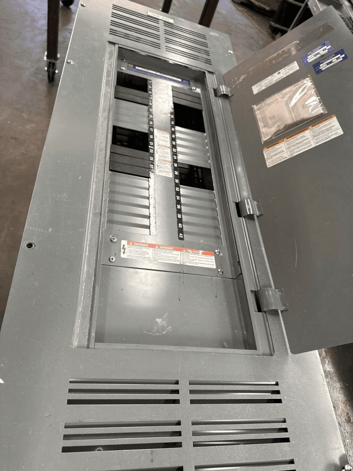 Square D NF Panel — image 1 of 8