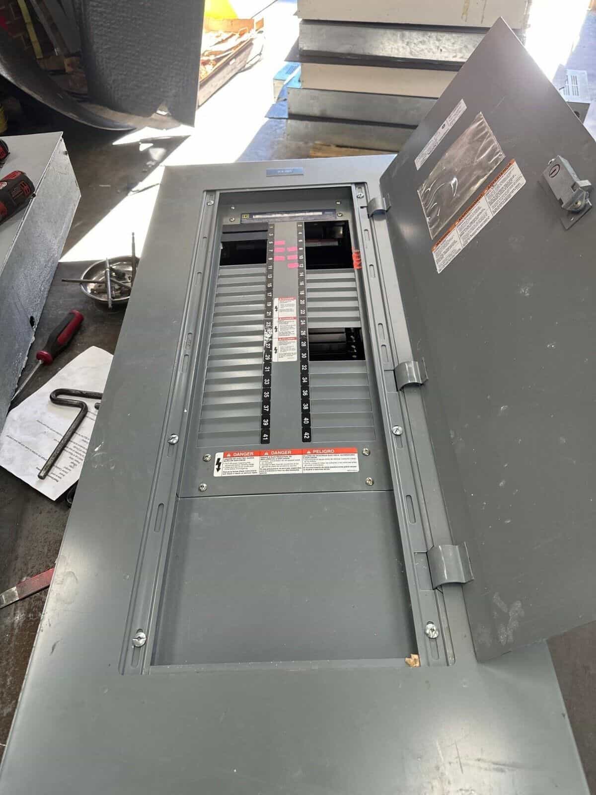 Square D NF Panel — image 1 of 8