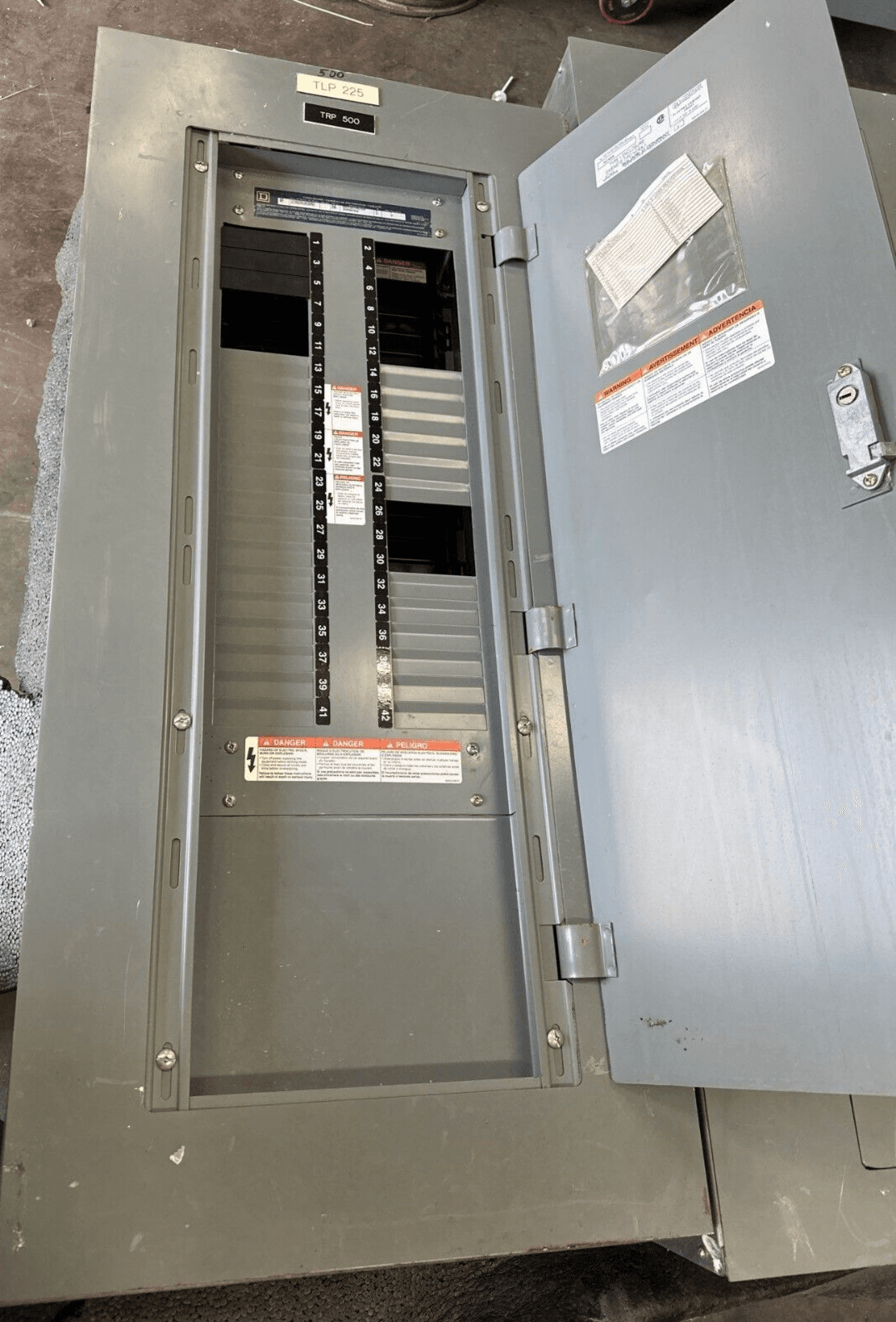 Square D NF Panelboard 250A 600Y/347V 240V 3PH 4W 42 Circuit Box P408 – image 1