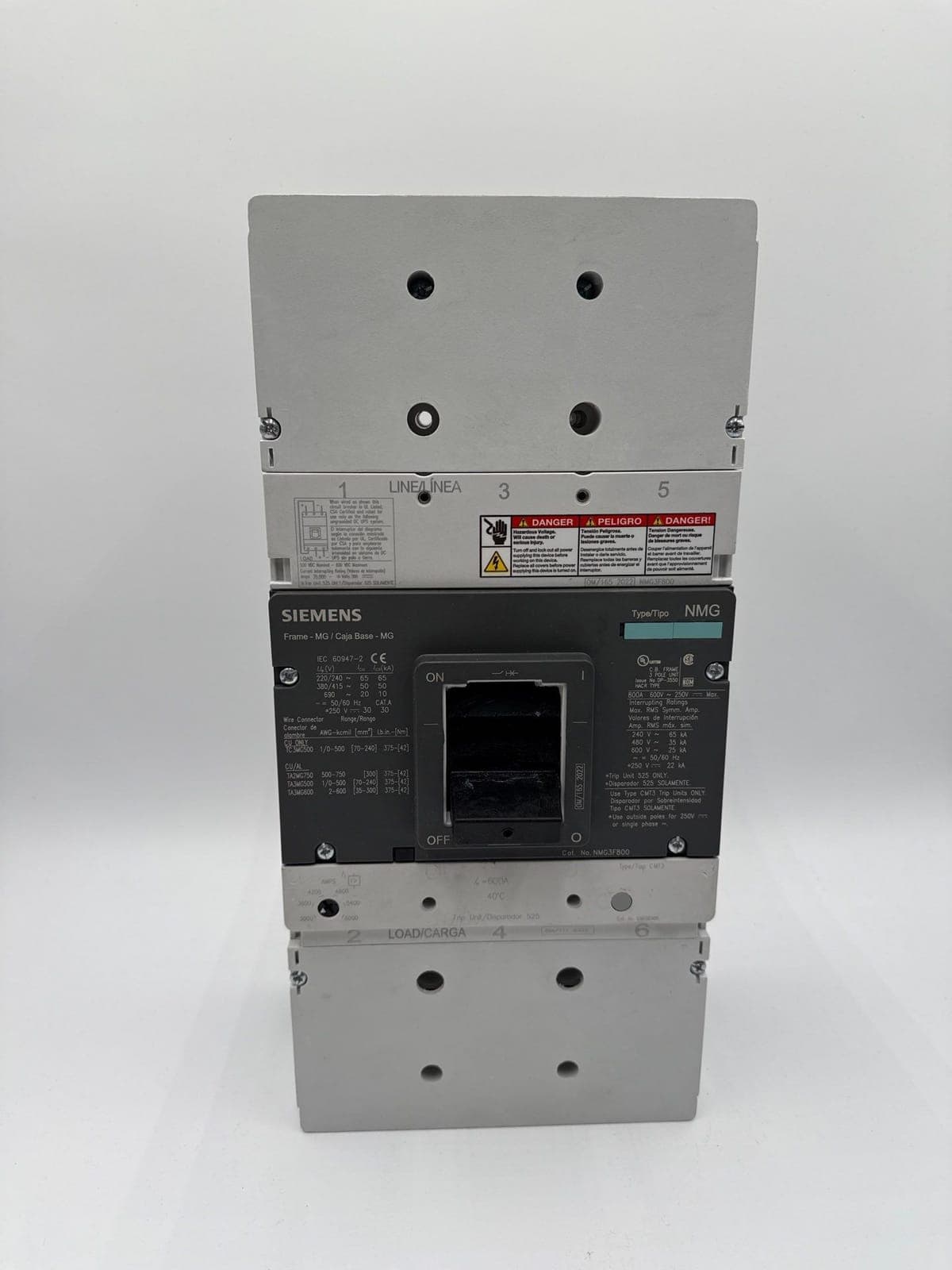 Siemens NMG3B600L Circuit Breaker — image 1 of 12
