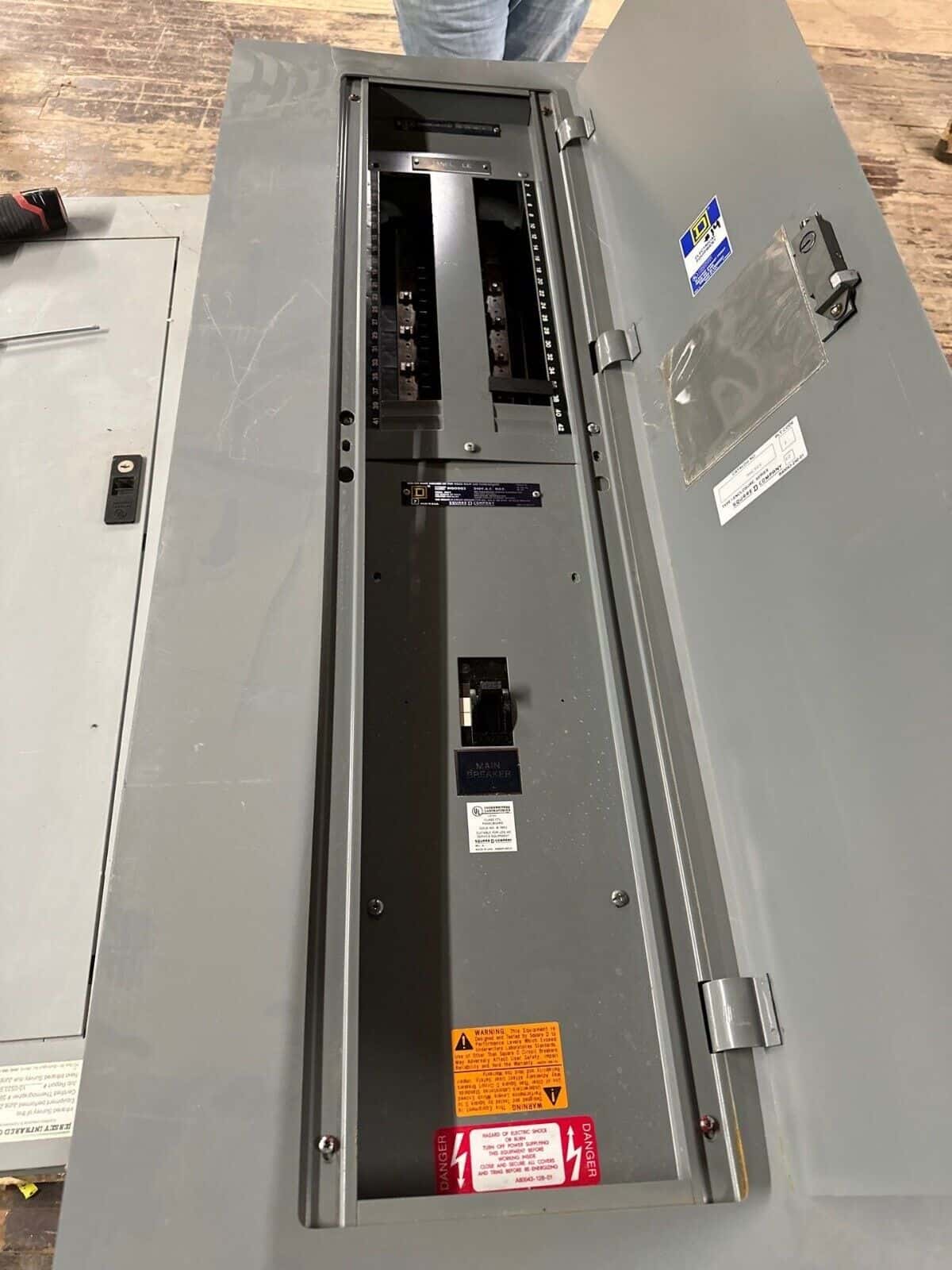 Square D NQOD Panel — image 1 of 10