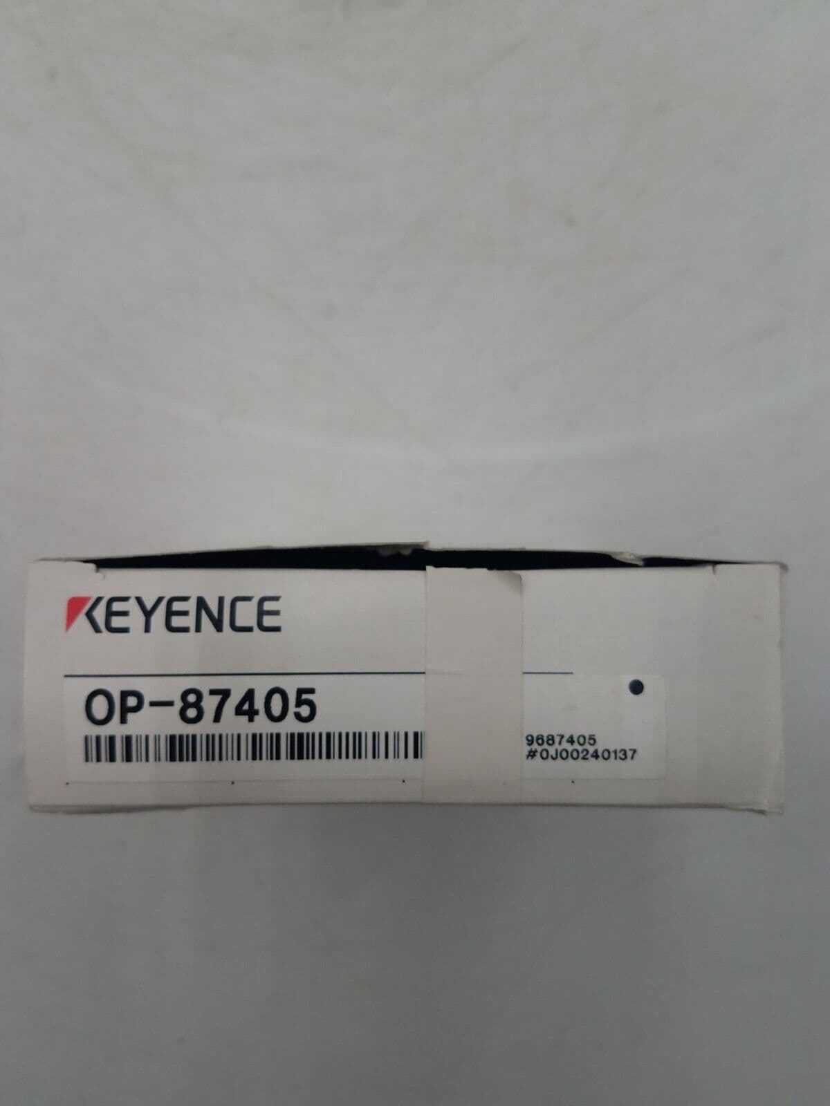 Keyence OP-87405 PLC — image 1 of 4