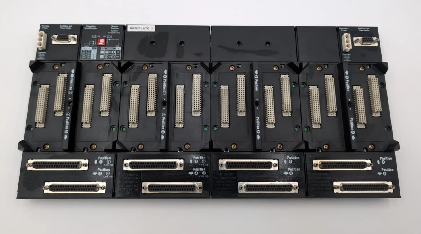 FOXBORO P0926HT Mounting Plate for FCM Modules 8 Positions USED – image 1