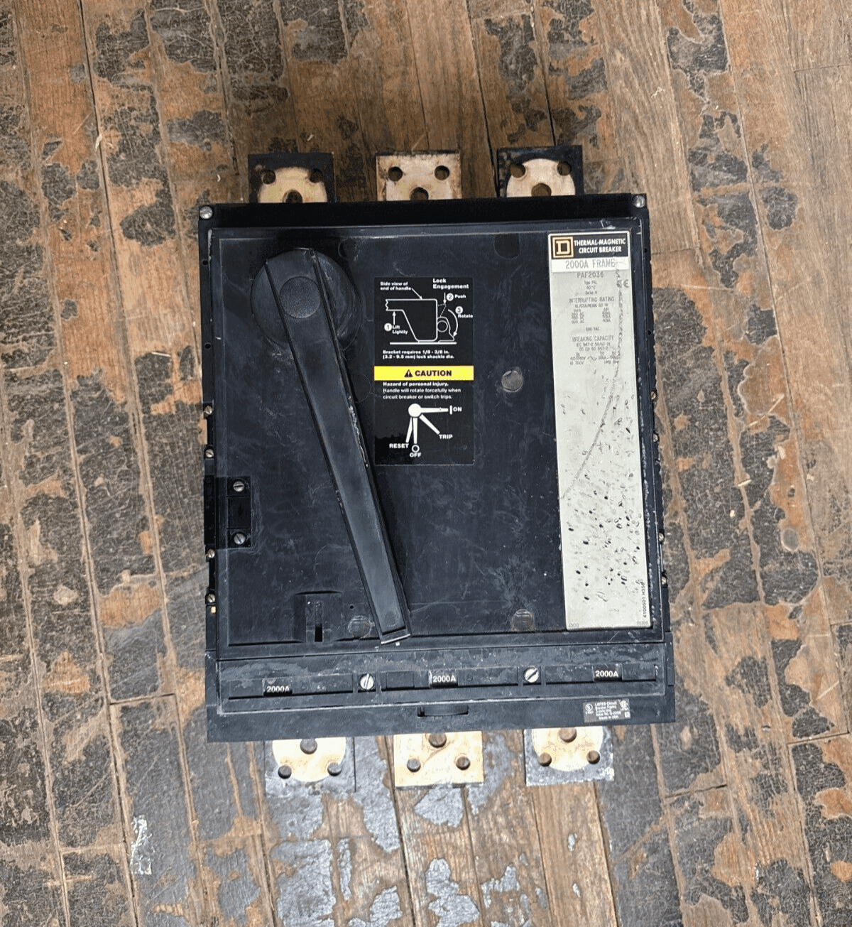Square D PAF2036 Circuit Breaker — image 1 of 6
