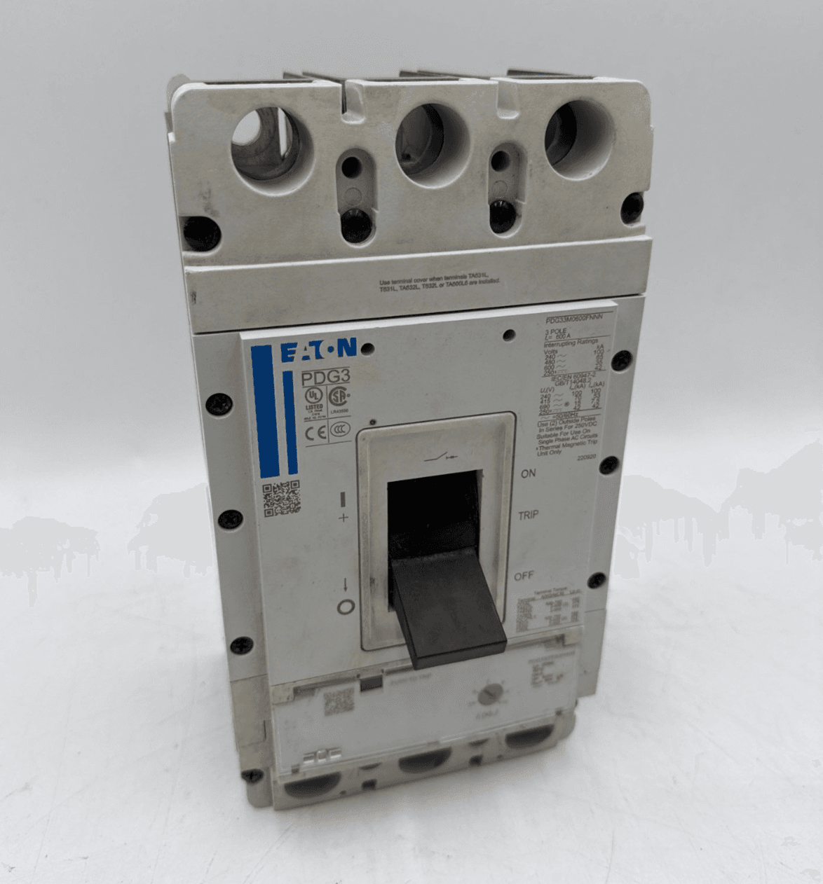 Eaton PDG33M0600FNNN Circuit Breaker 3P 600V w/ 400A Trip PDG3XTFA3H400 400 Amp – image 1