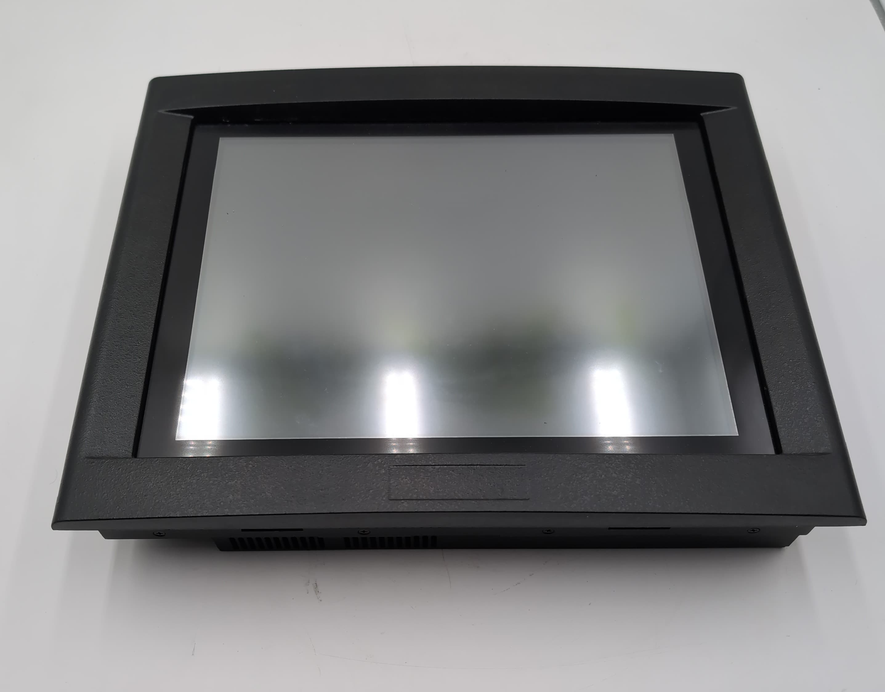 Parker CTC PM1-5E1-XD3 PowerStation Industrial Monitor 6" Touchscreen 24VDC HMI – image 1