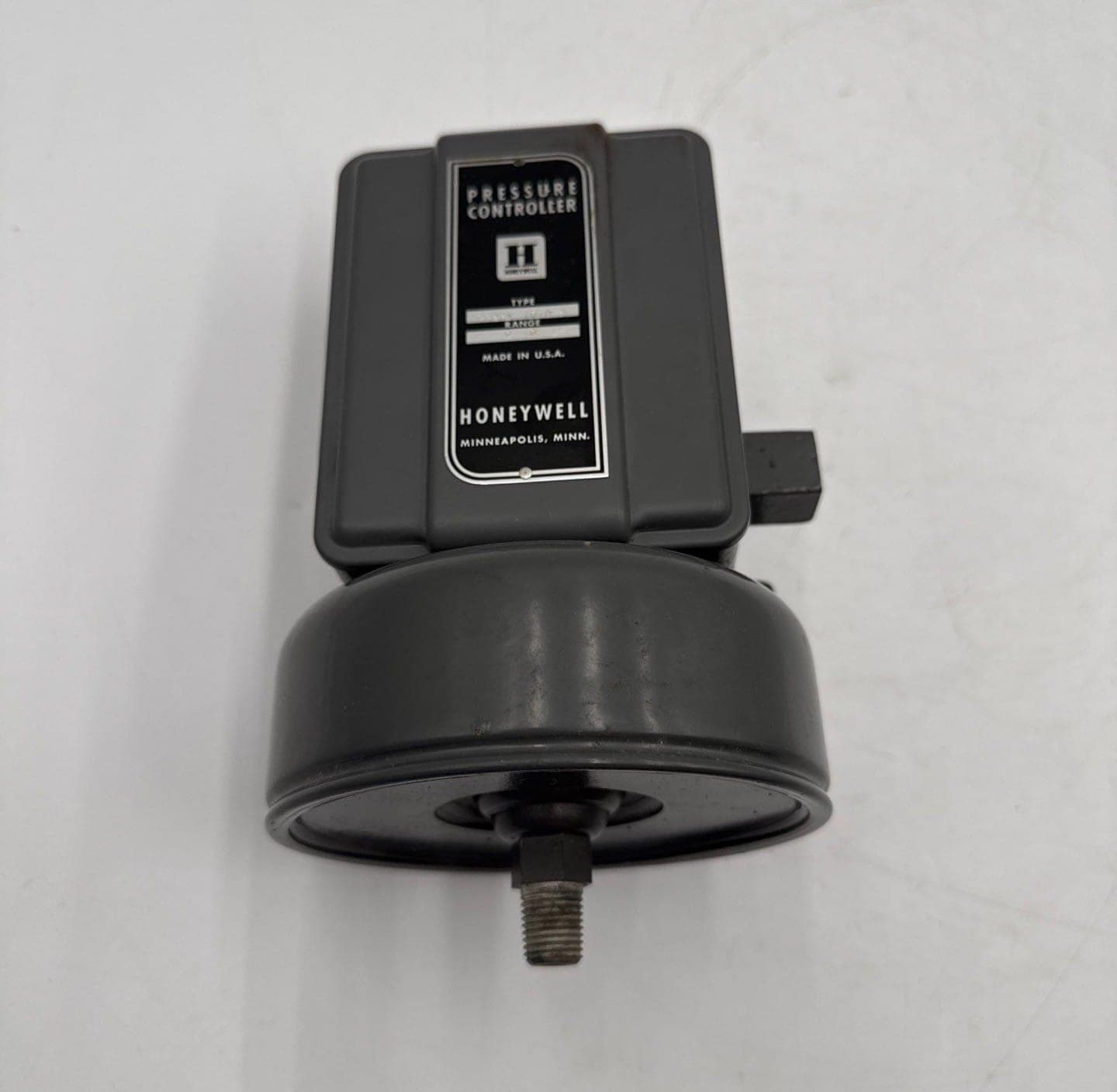 Honeywell PP97A-1019-2 PLC — image 1 of 7