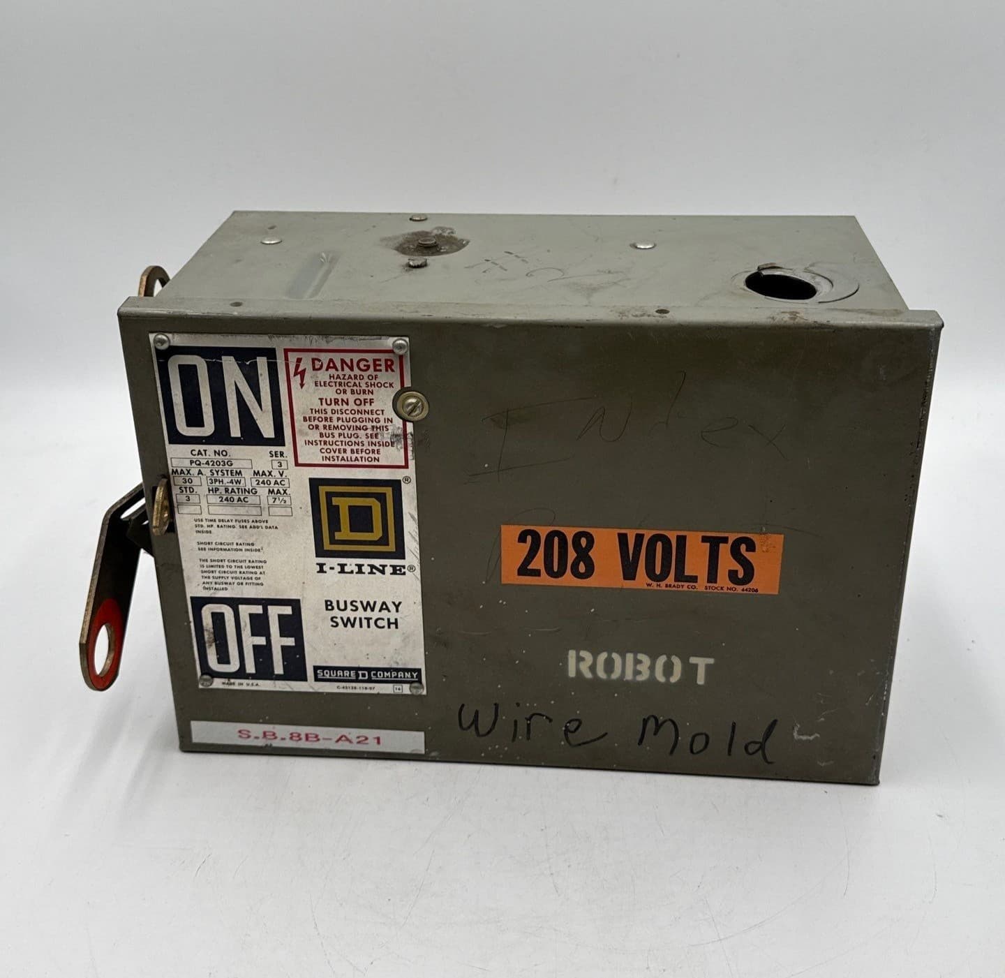 Square D PQ-4203G Busplug I-Line Busway Unit Switch 30A 3PH 4W 240V 30 Amp – image 1