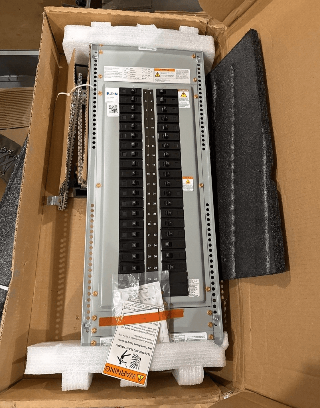 Eaton PRL1A Panel — image 1 of 5