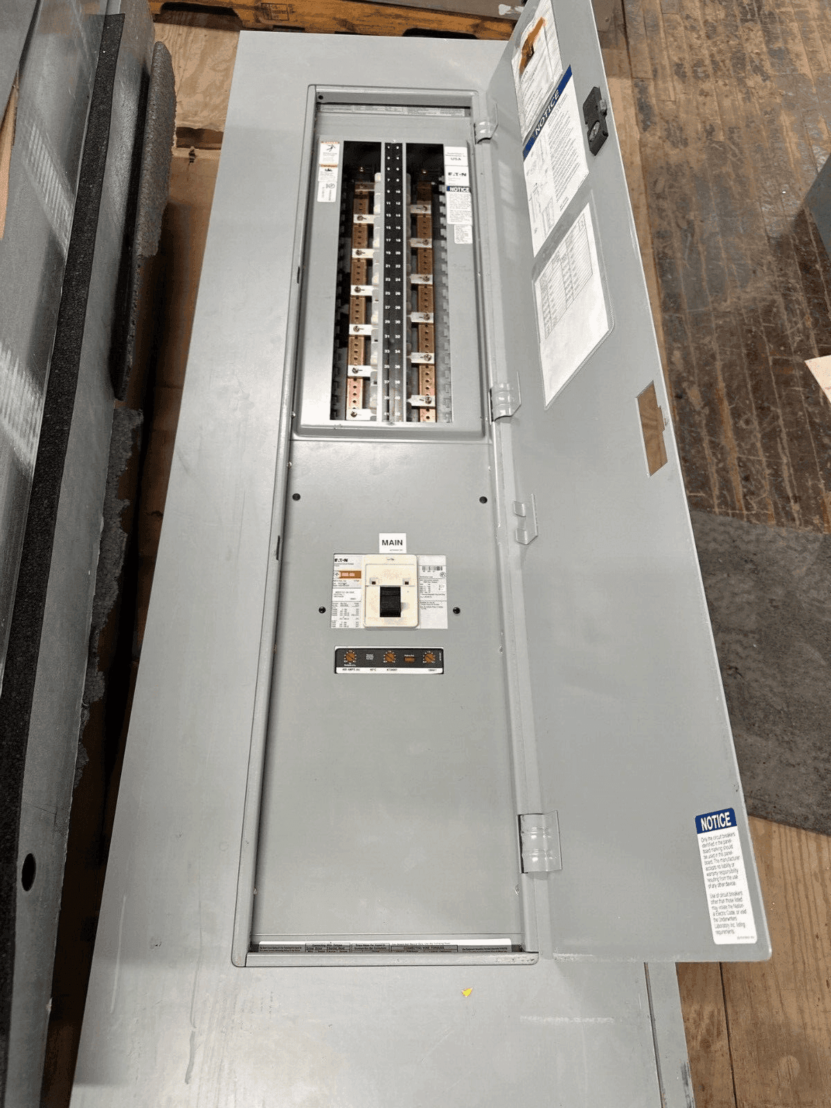 Eaton PRL1A Panel — image 1 of 10