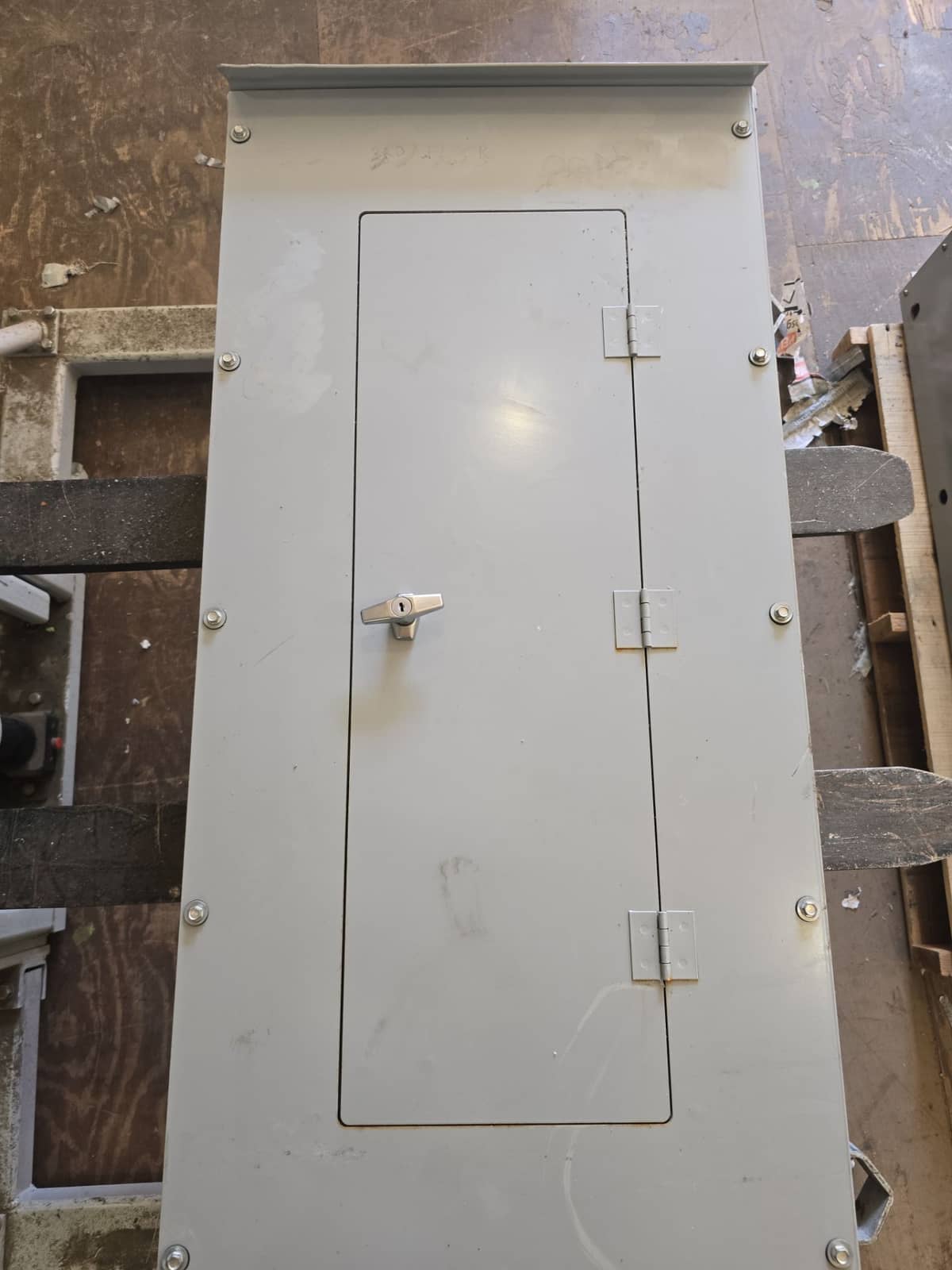 Eaton PRL1A Panel — image 1 of 8