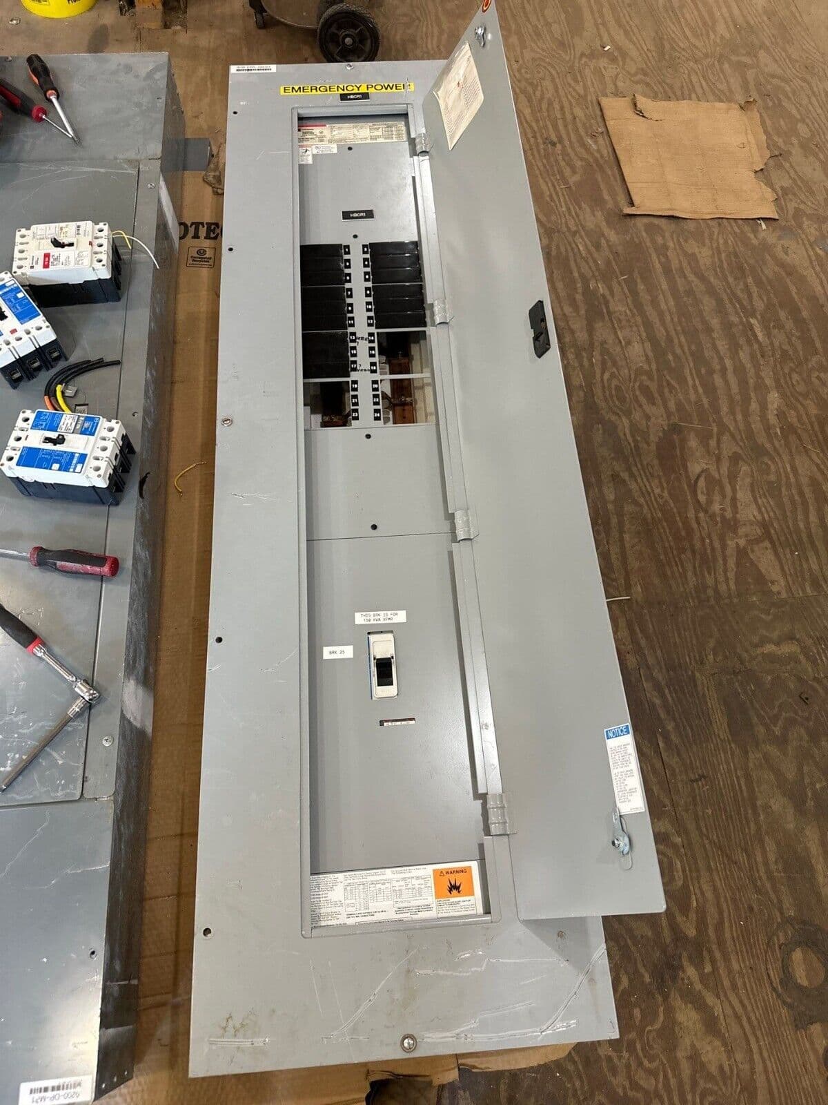 Westinghouse PRL3A Panel — image 1 of 10