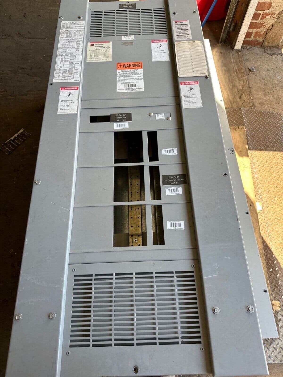 Westinghouse PRL4 Panelboard 400A 480/277V 3PH 4W Indoor Encl BX2457 P023 – image 1