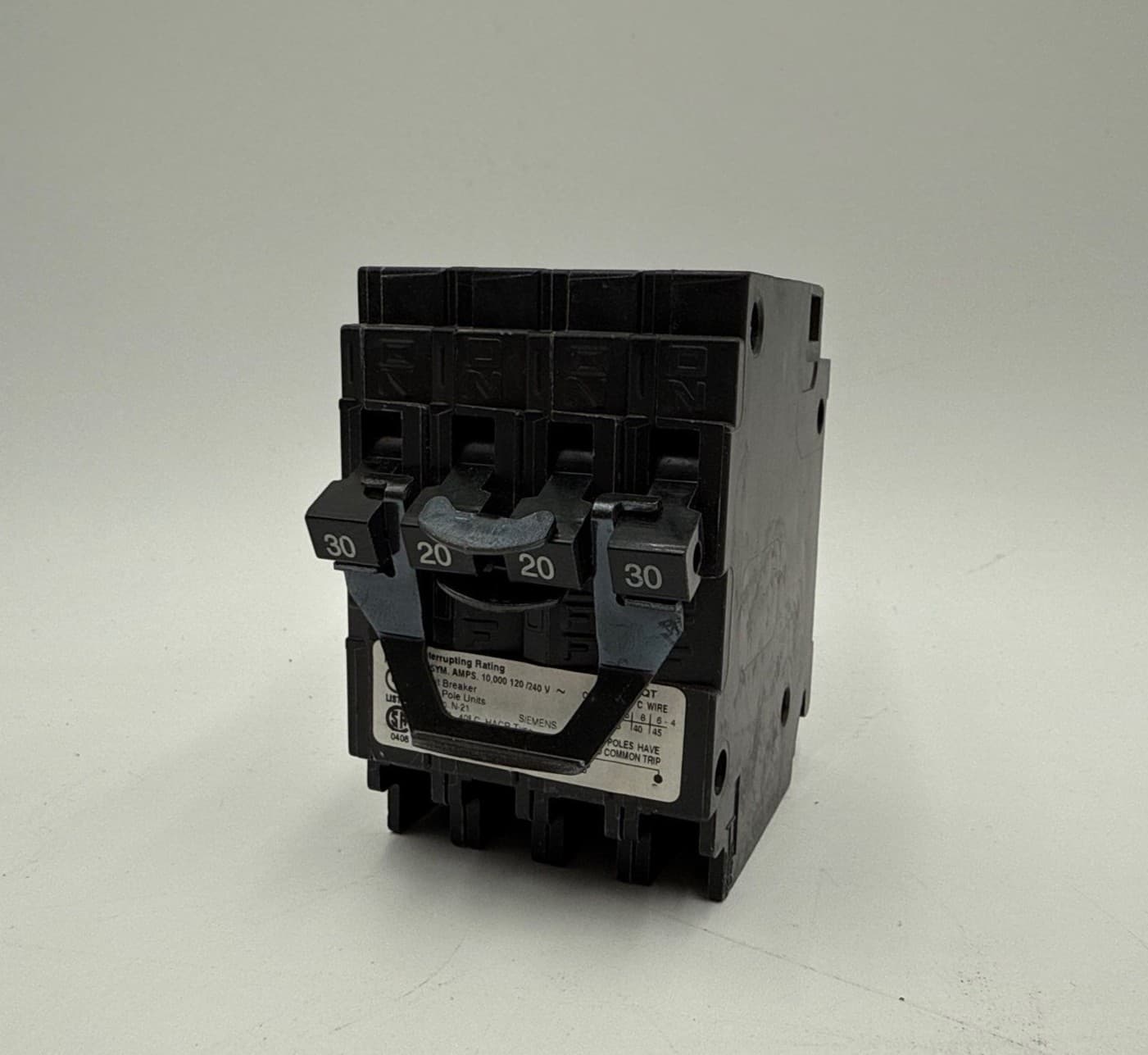 Siemens Q23020 Circuit Breaker — image 1 of 8