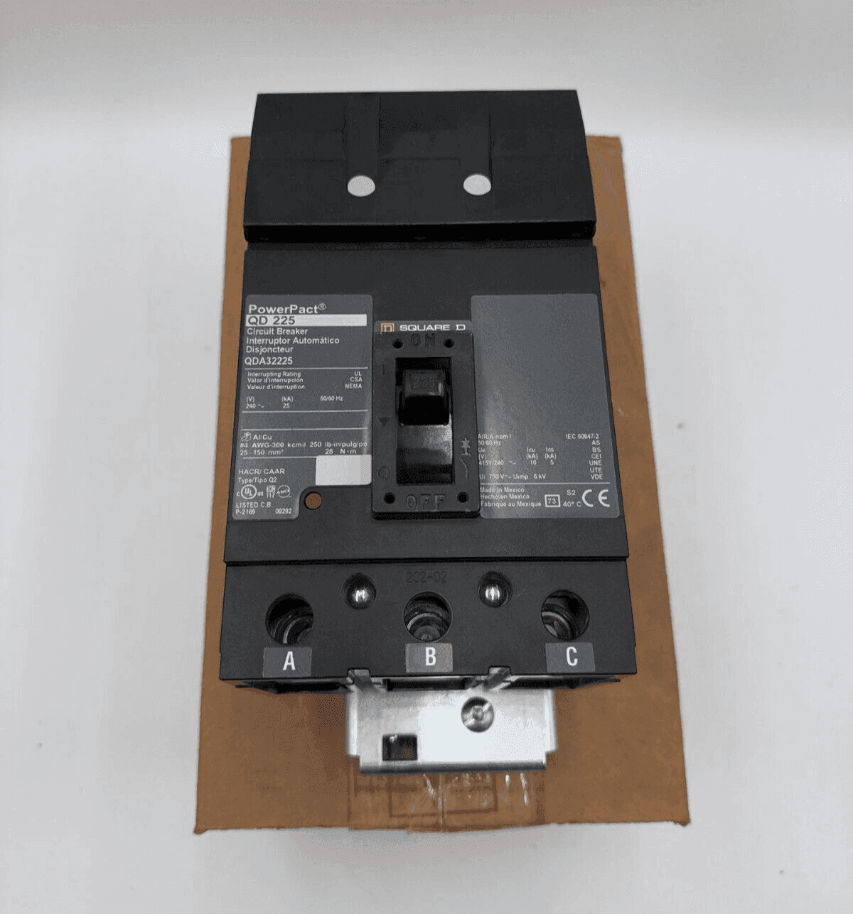Square D QDA32225 Circuit Breaker — image 1 of 8