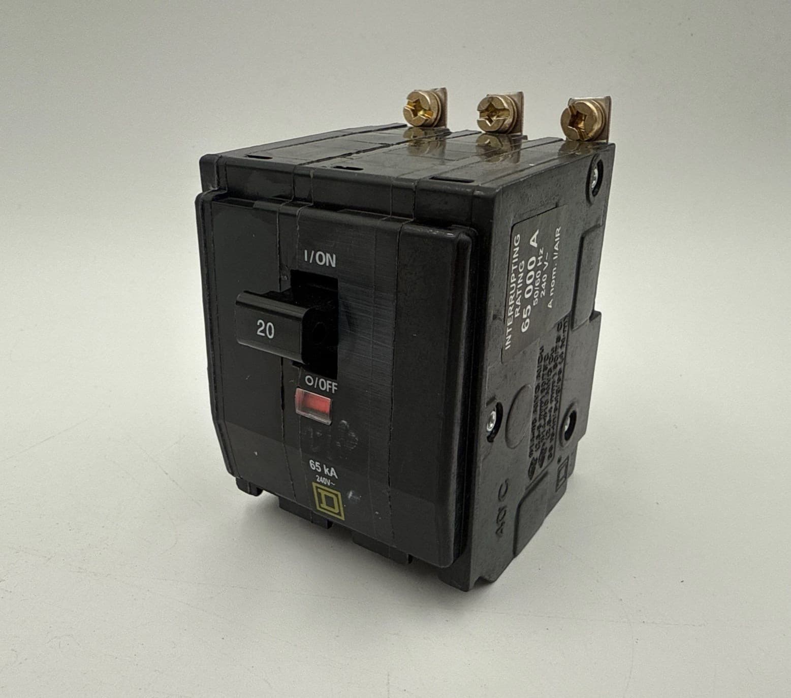 Square D QHB320 Circuit Breaker 20A 3P 120/240V 65kA Bolt On 20 Amp 3 Pole QOB – image 1