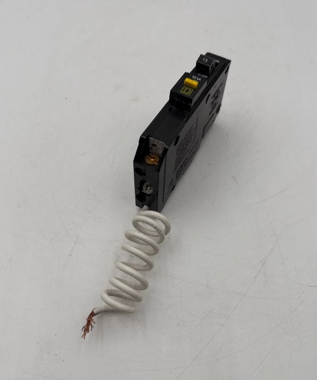 Square D QOB115GFI Circuit Breaker — image 1 of 6