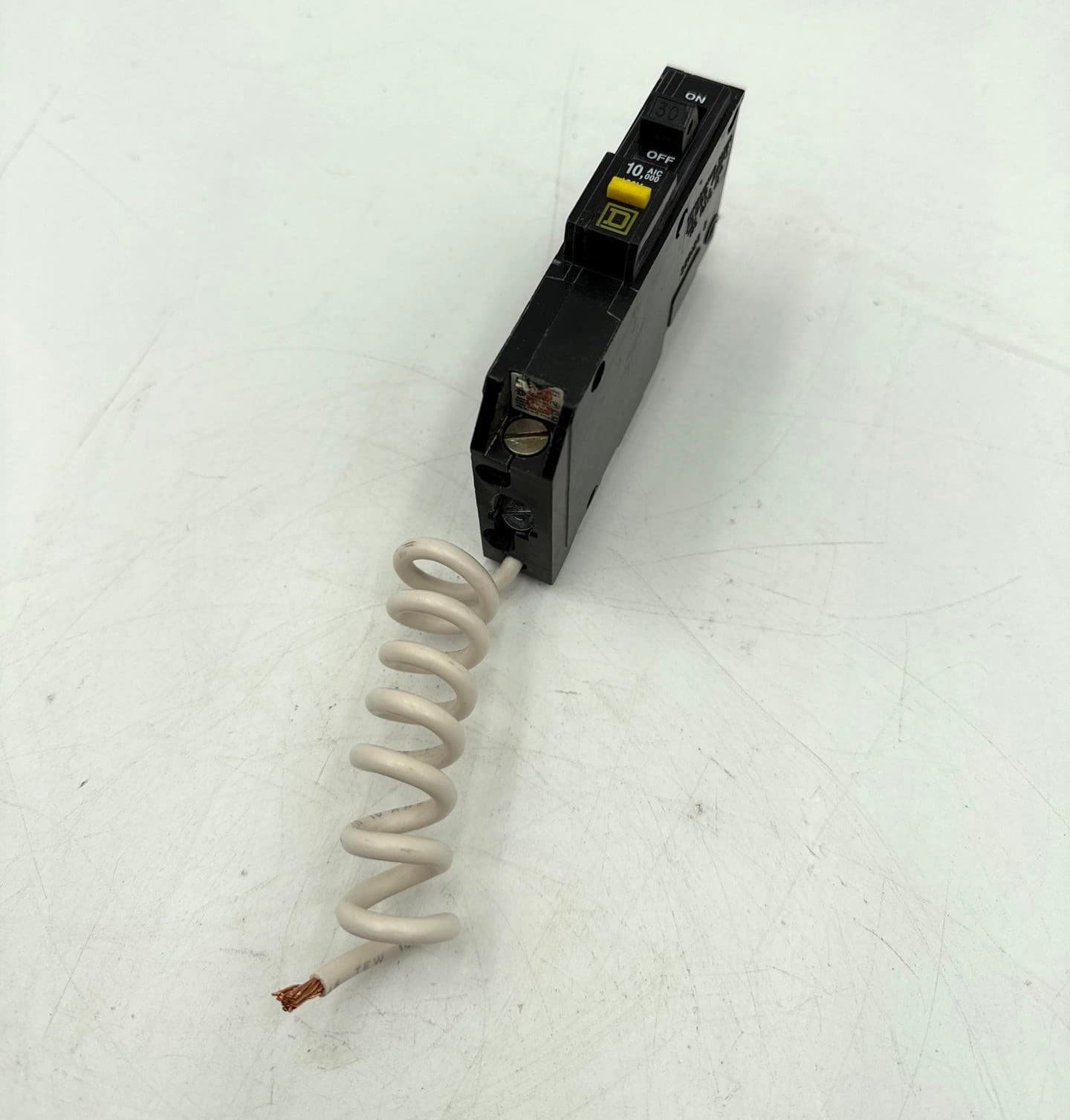 Square D QOB130GFI Circuit Breaker 30A 1P 120V 1PH 30 Amp Ground Fault Used – image 1