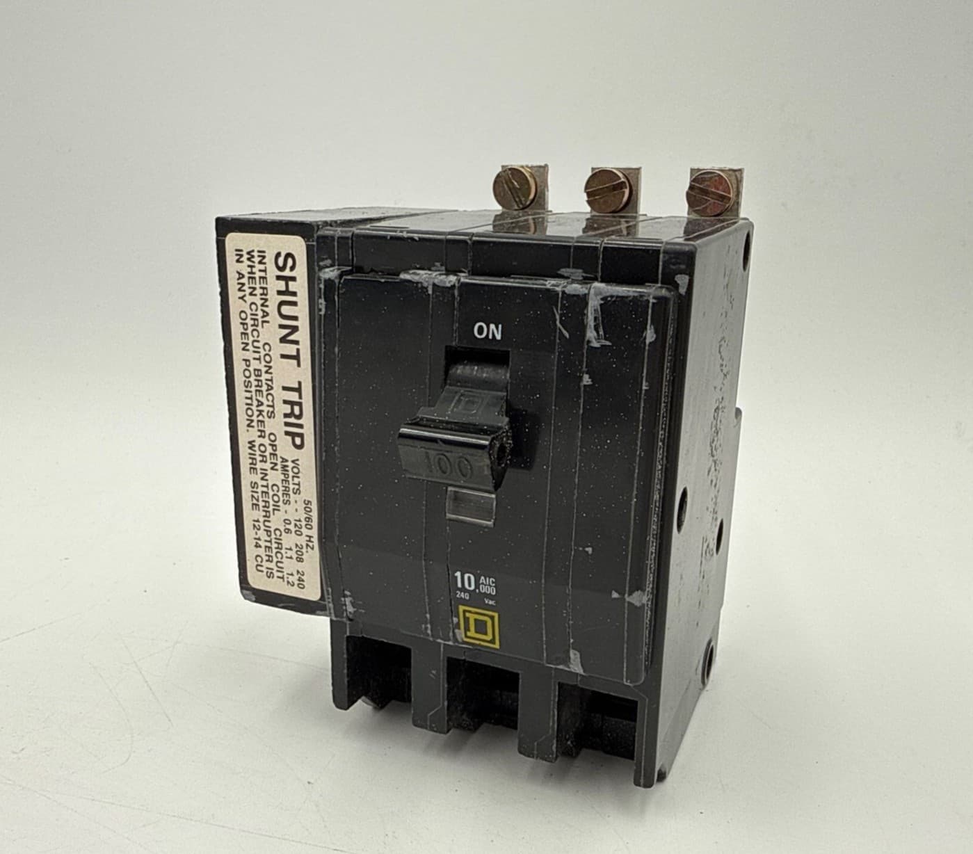 Square D QOB31001021 Circuit Breaker 100A 3P 240V Shunt Trip 100 Amp 3 Pole QOB – image 1