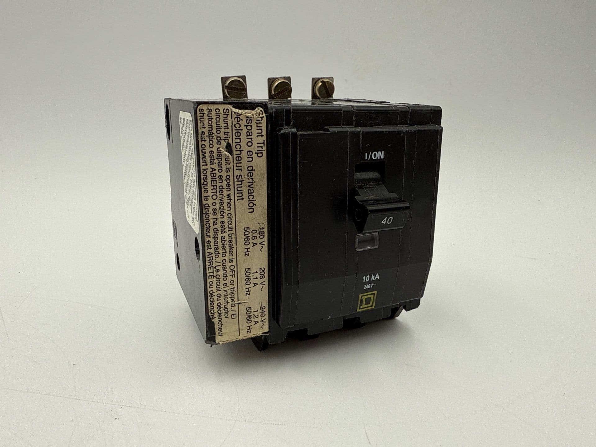 Square D QOB3401021 Circuit Breaker — image 1 of 7